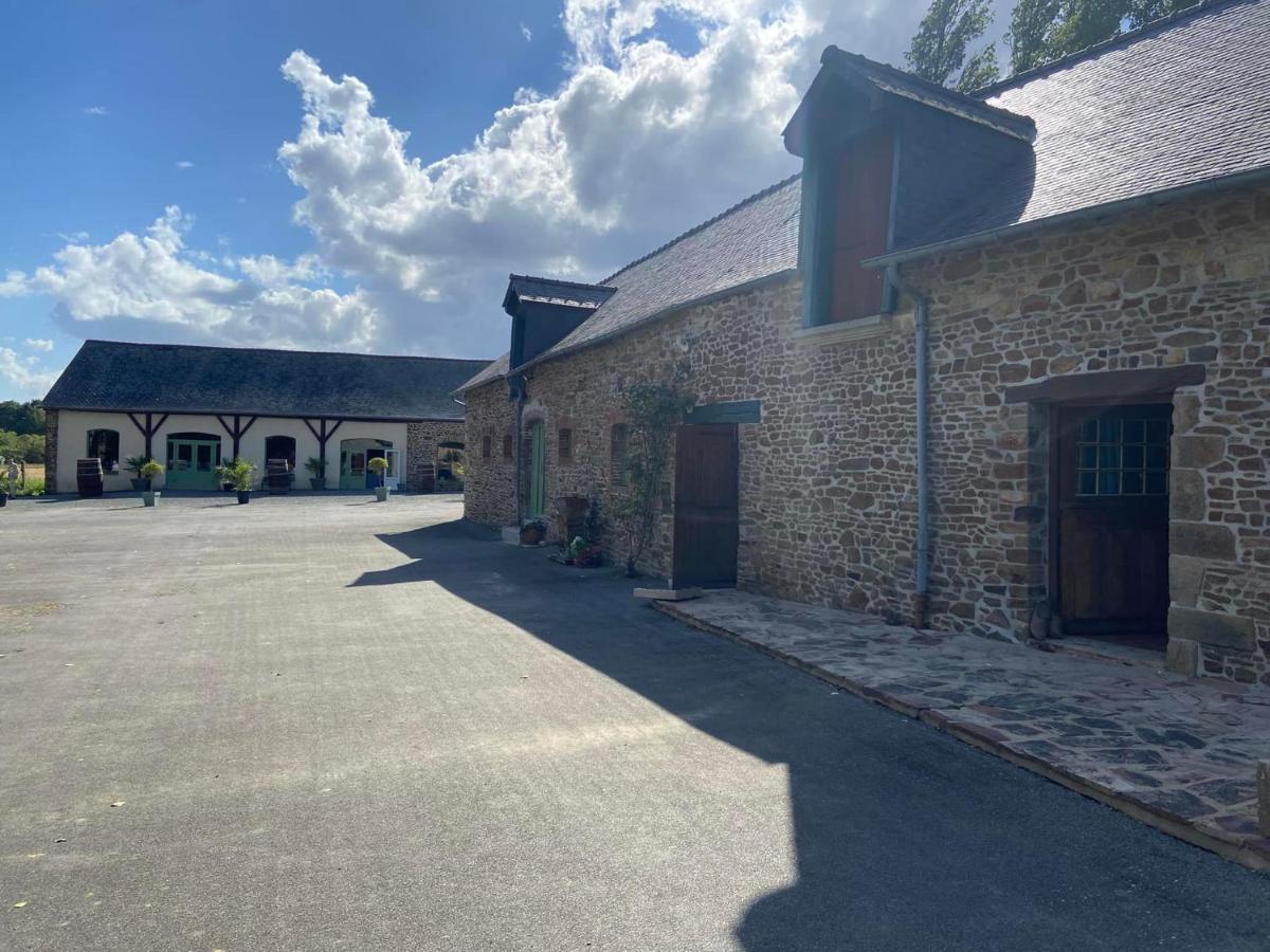 Le Gite De L'Ecurie Forges-la-Foret Buitenkant foto